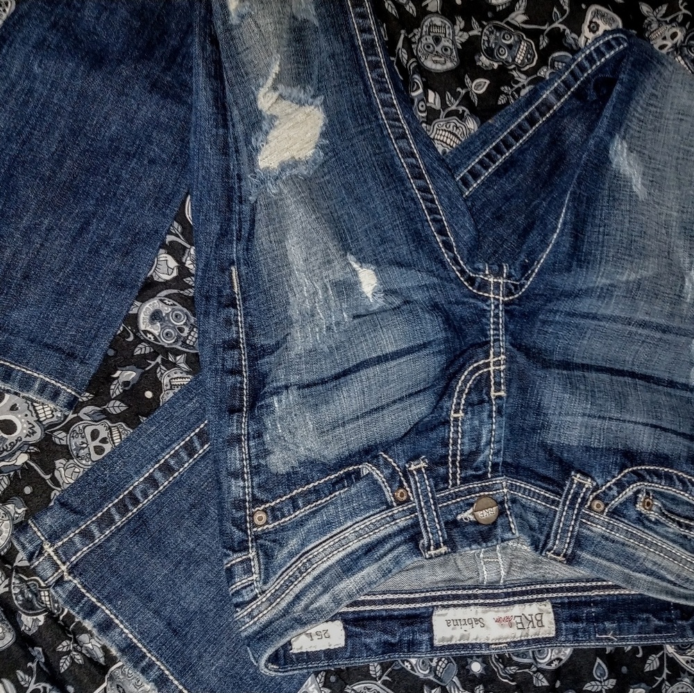 Buckle BKE *Never Worn* Sabrina bootcut 25L 331/2"